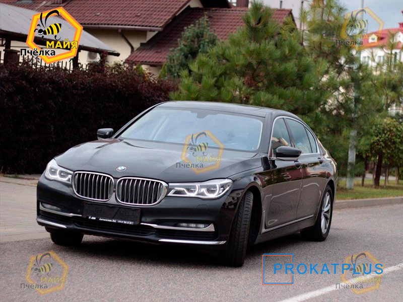 BMW-G12-carrent-4